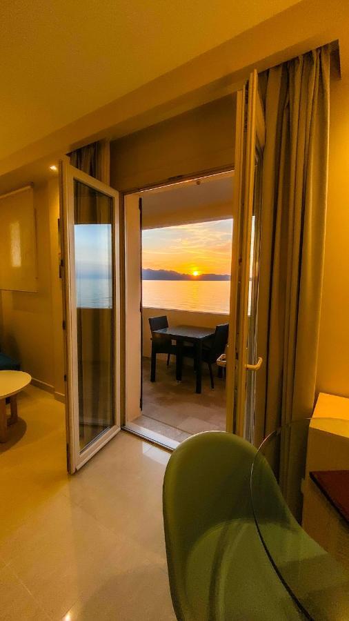 Hotel Tettola Saint-Florent  Bagian luar foto