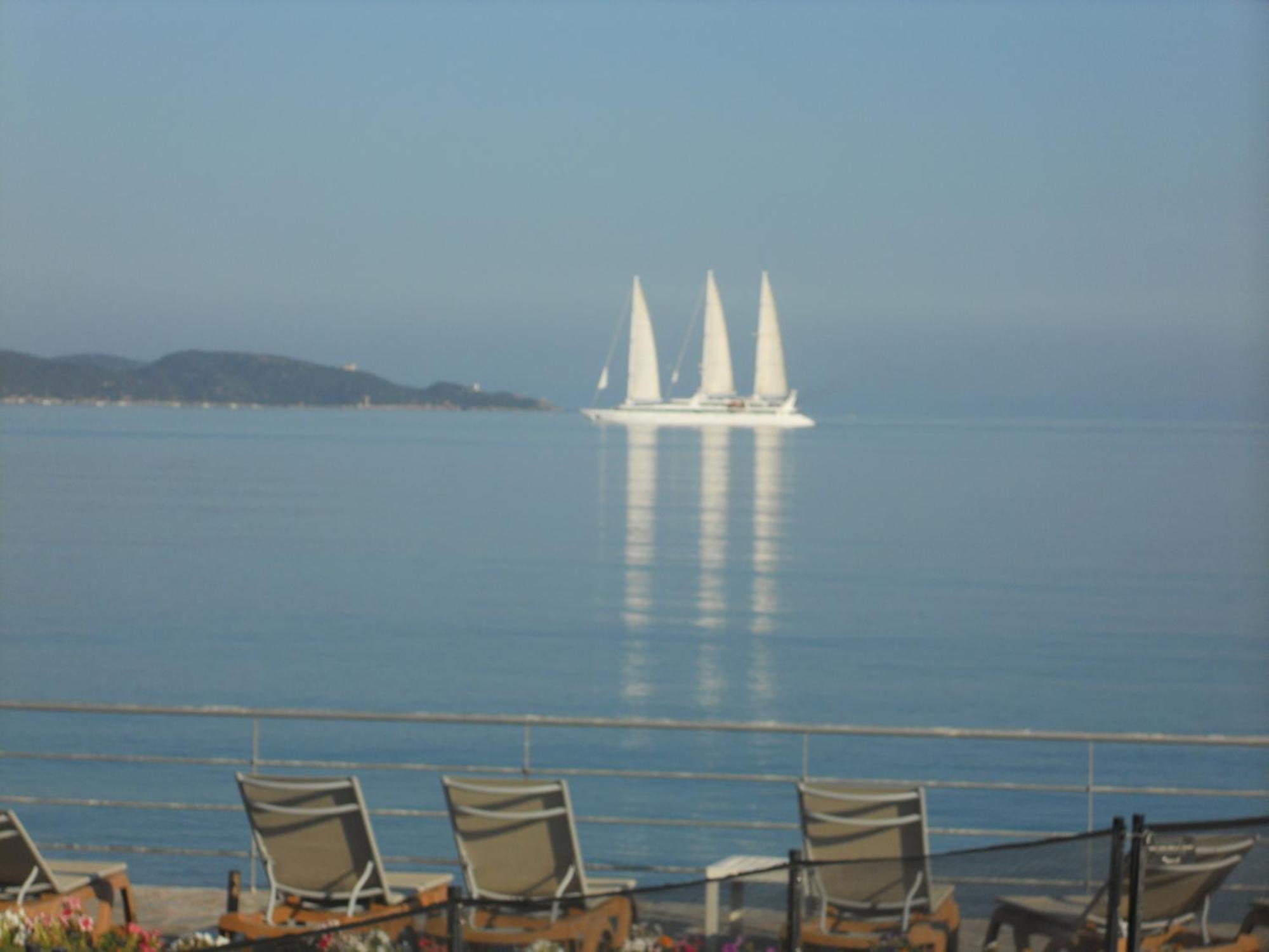 Hotel Tettola Saint-Florent  Bagian luar foto
